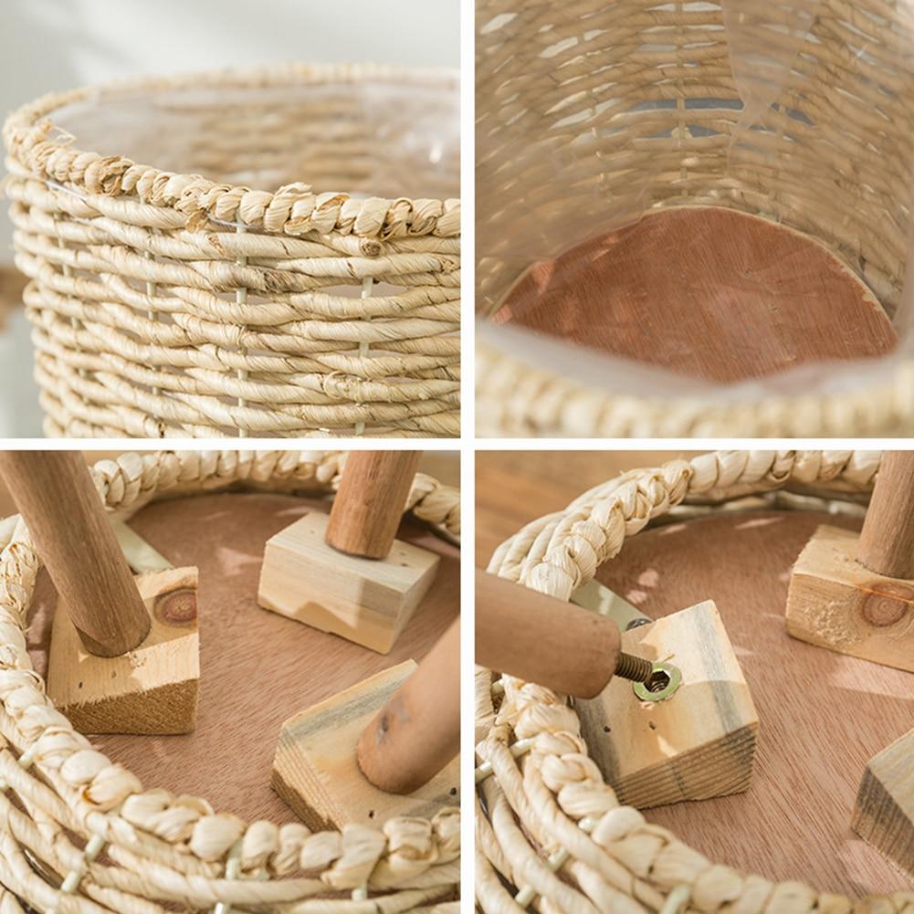 Cache Pot en Osier avec Pieds en Bois