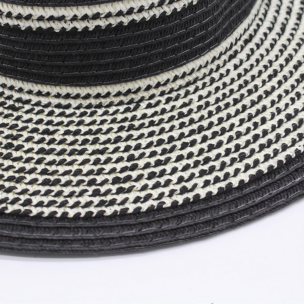 Chapeau de Paille Black & White