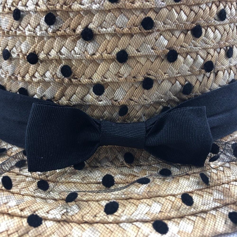 Chapeau de Paille Élégant avec Voile