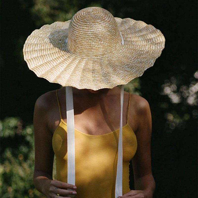 Chapeau Vague de Paille